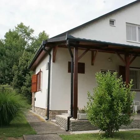 Holiday home Nefelejcs Nyaralohaz Balatonboglar